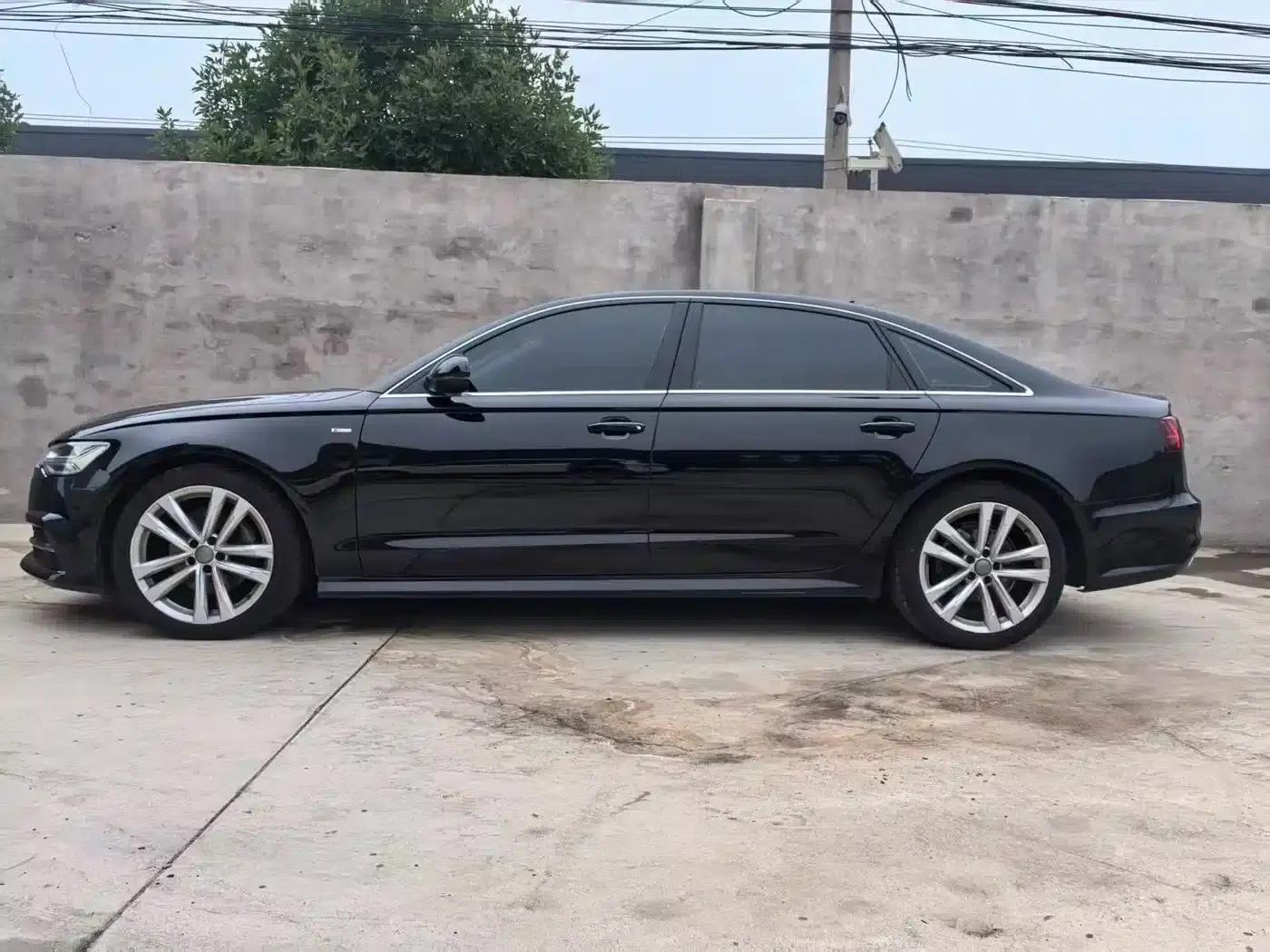 Audi A6L 2018 30th Anniversary Edition 30 FSI Fashion Model — миниатюра 4