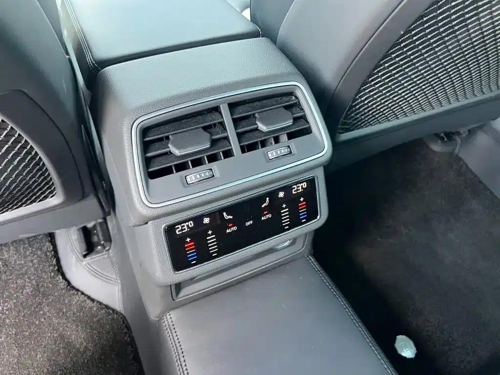 Audi A6L 2026 45 TFSI quattro Premium Dynamic Edition — миниатюра 14