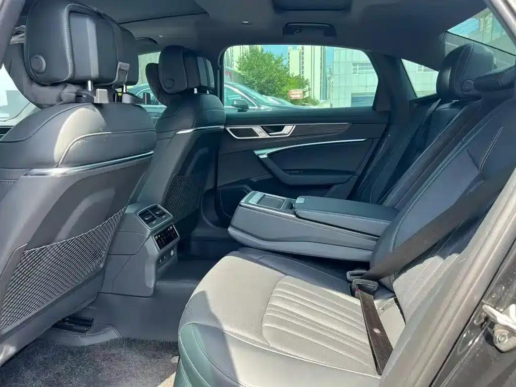 Audi A6L 2026 45 TFSI quattro Premium Dynamic Edition — миниатюра 7