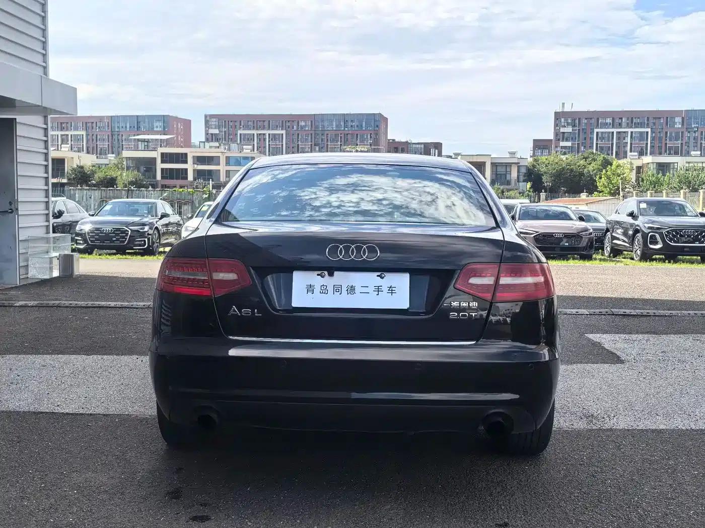 Audi A6L 2011 2.0 TFSI Automatic Standard Edition — миниатюра 5