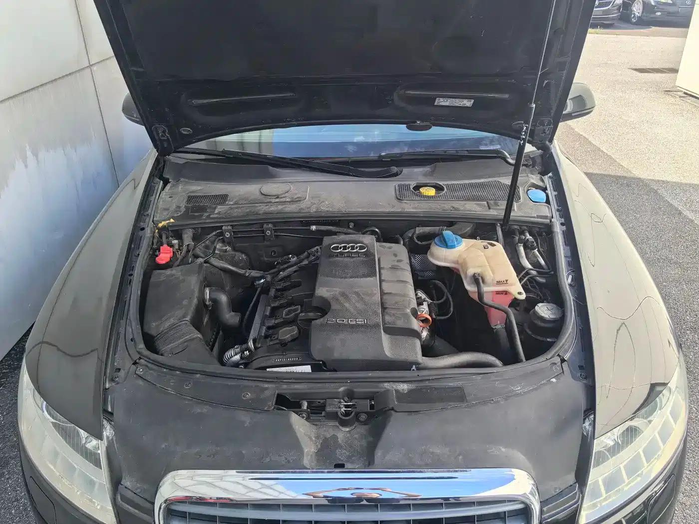 Audi A6L 2011 2.0 TFSI Automatic Standard Edition — миниатюра 7