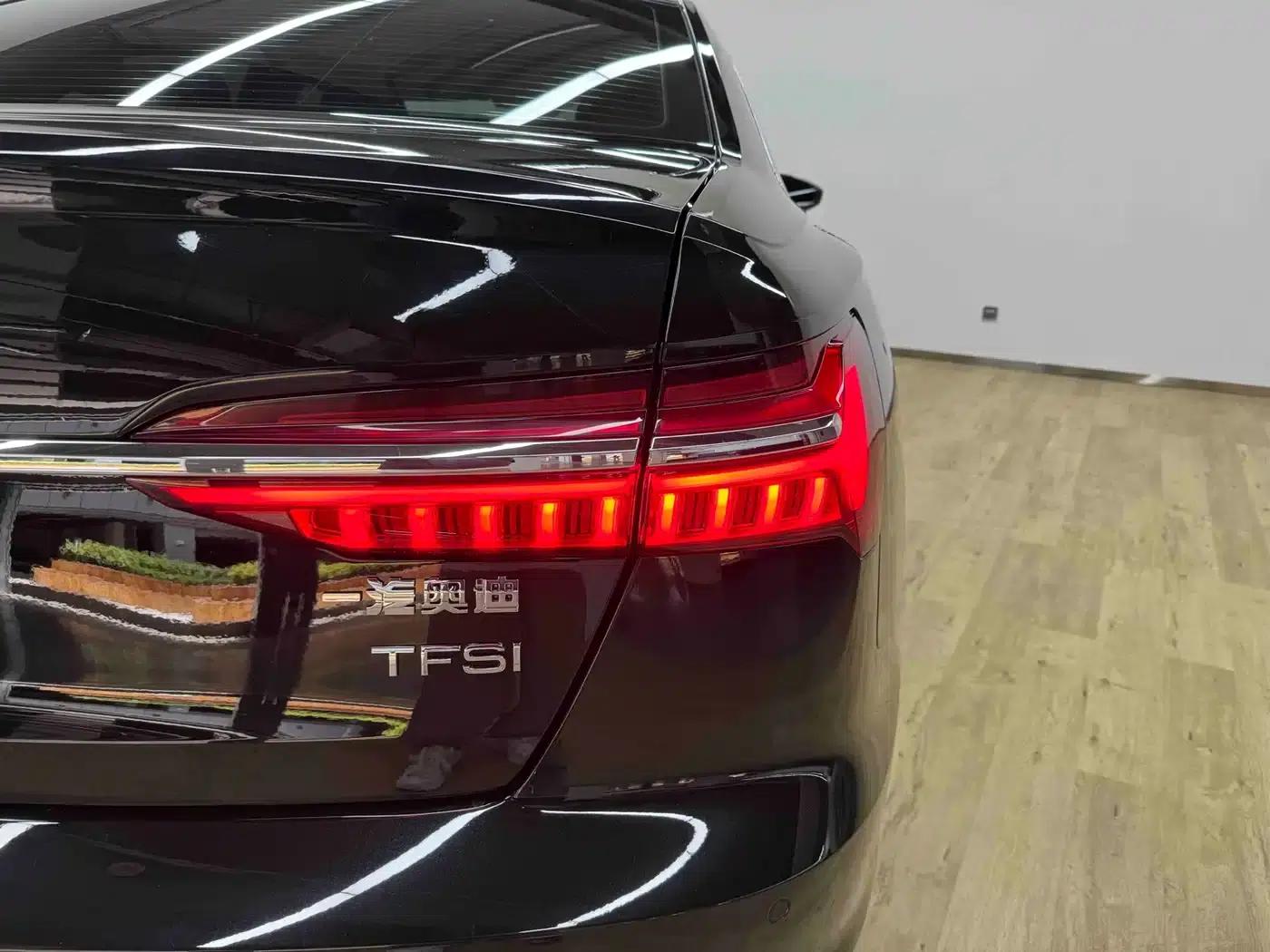 Audi A6L 2019 40 TFSI Luxury Elegance — миниатюра 33