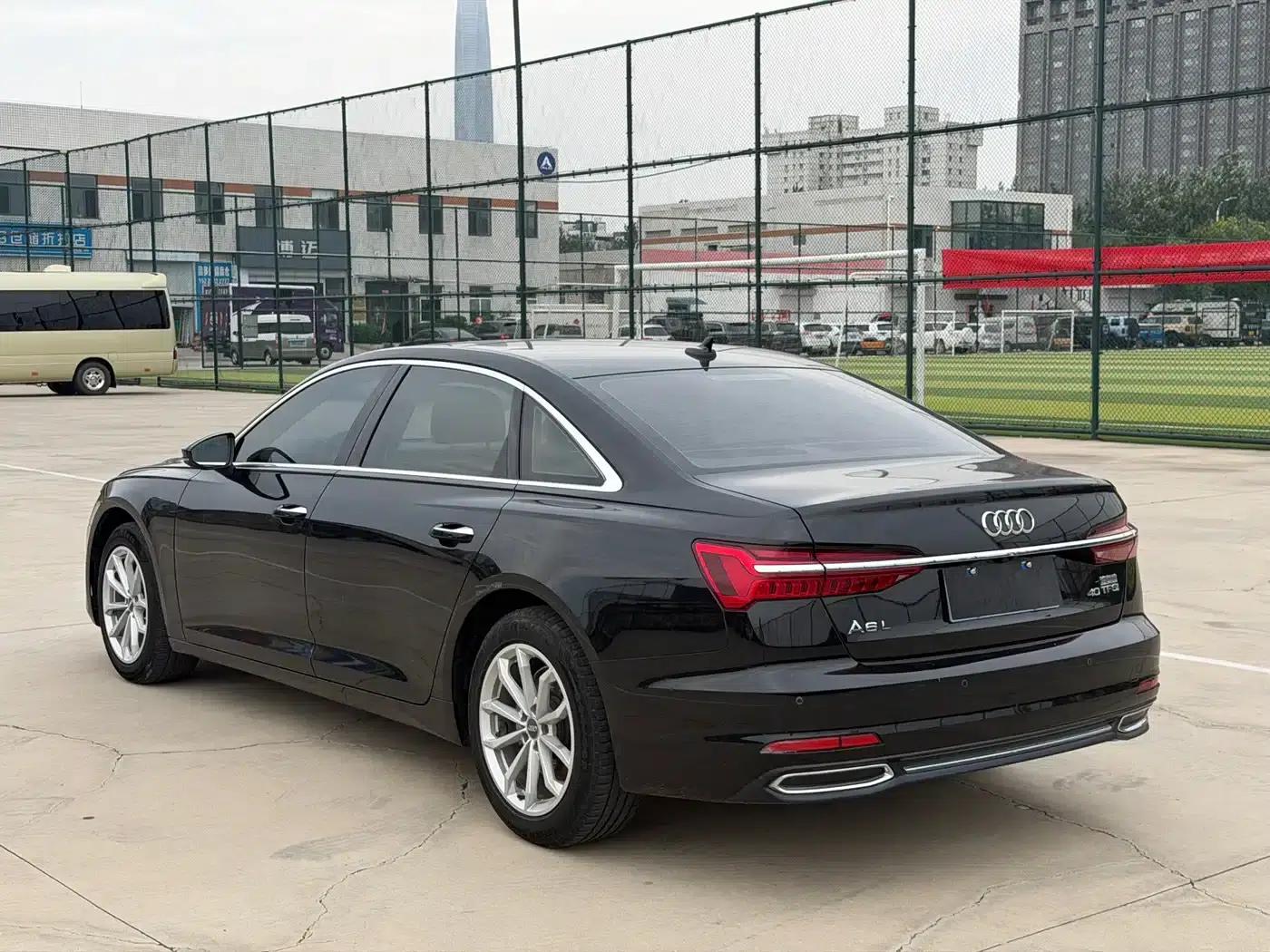 Audi A6L 2019 40 TFSI Luxury Elegance — миниатюра 4