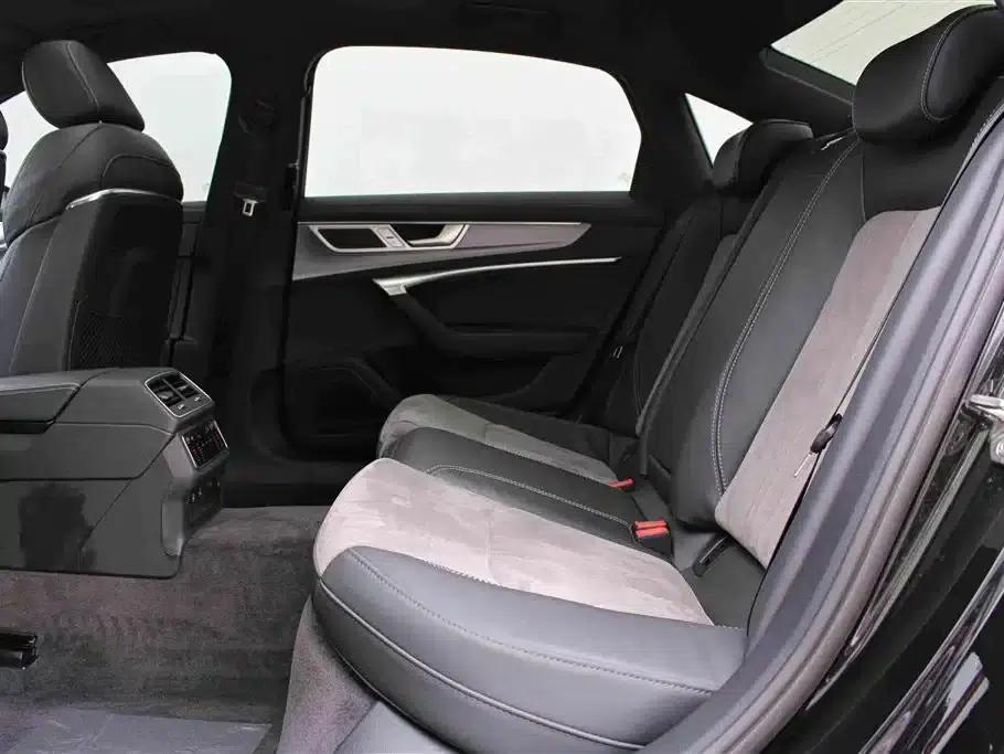 Audi A6L 2023 45 TFSI Premium Dynamic Edition — миниатюра 12