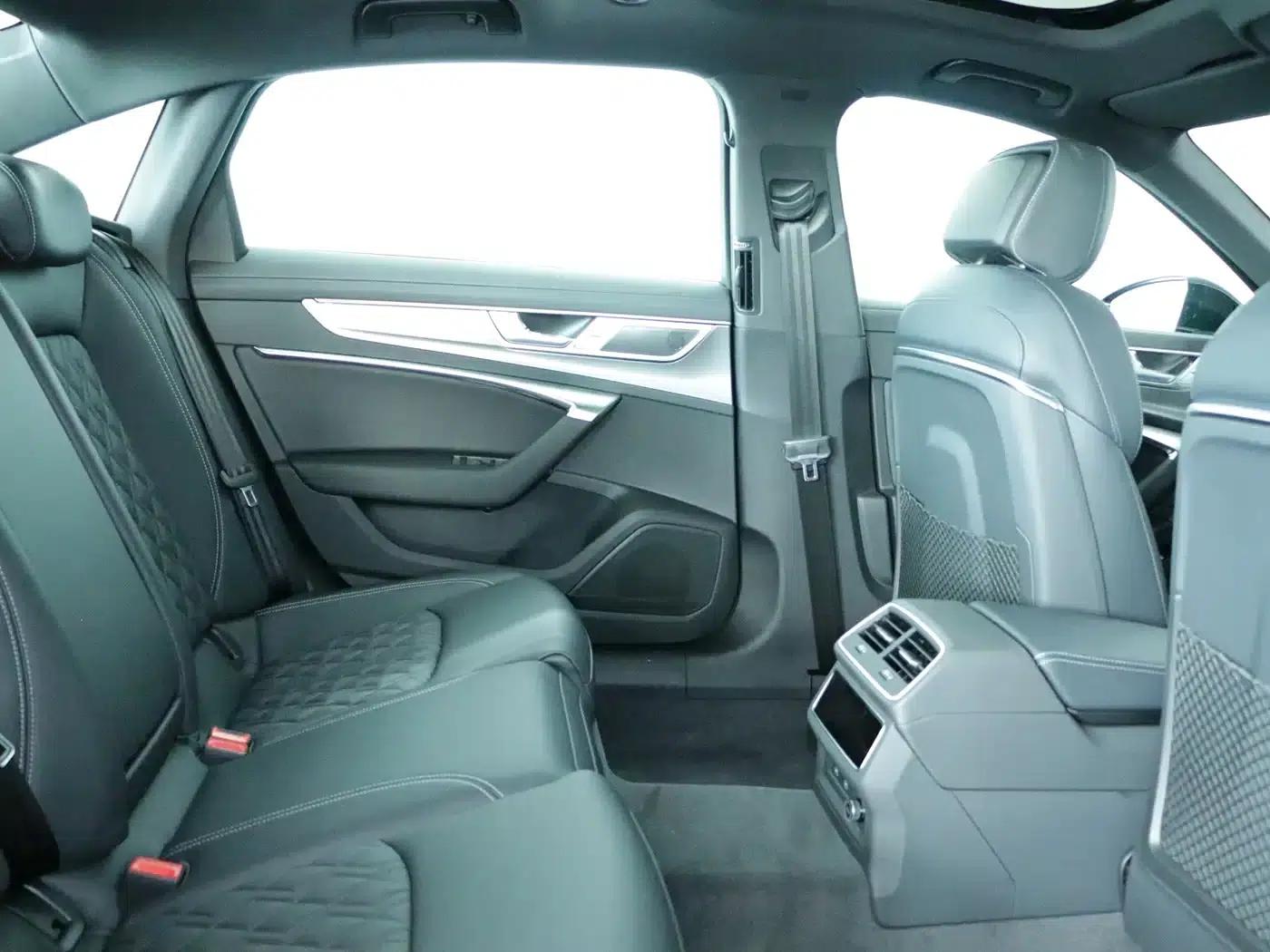 Audi A6L 2025 45 TFSI Premium Dynamic Edition — миниатюра 8