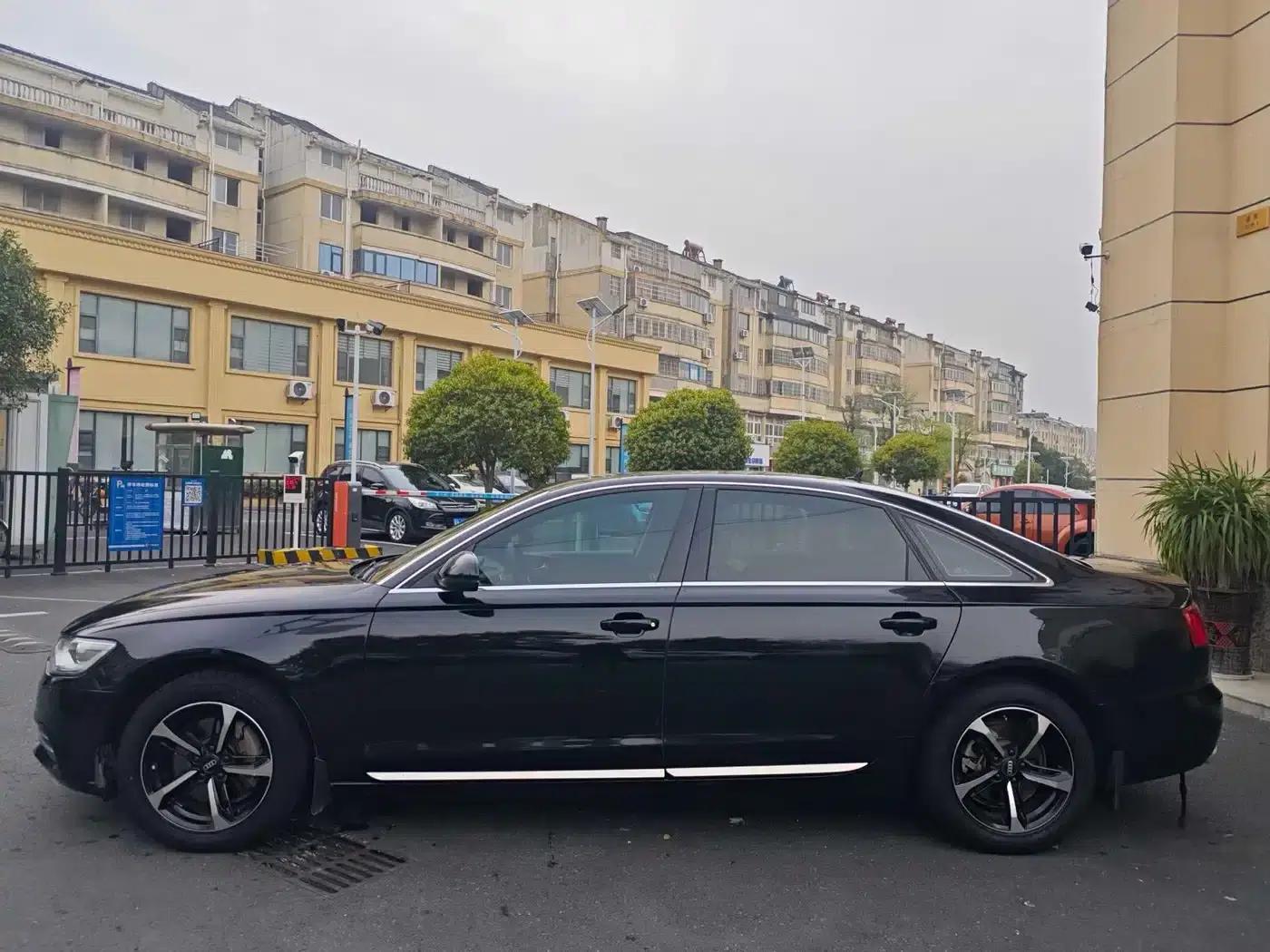 Audi A6L 2012 TFSI Comfort — миниатюра 3