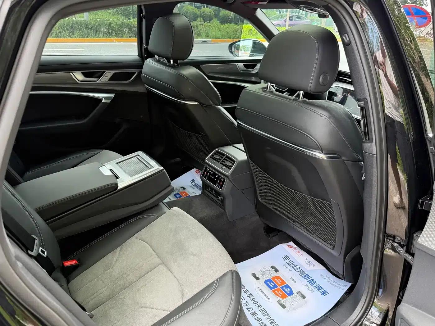 Audi A6L 2023 Facelift 45 TFSI Dynamic Edition — миниатюра 22