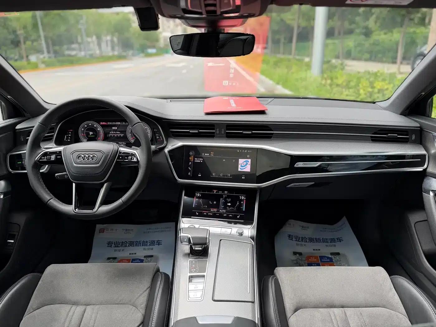 Audi A6L 2023 Facelift 45 TFSI Dynamic Edition — миниатюра 6