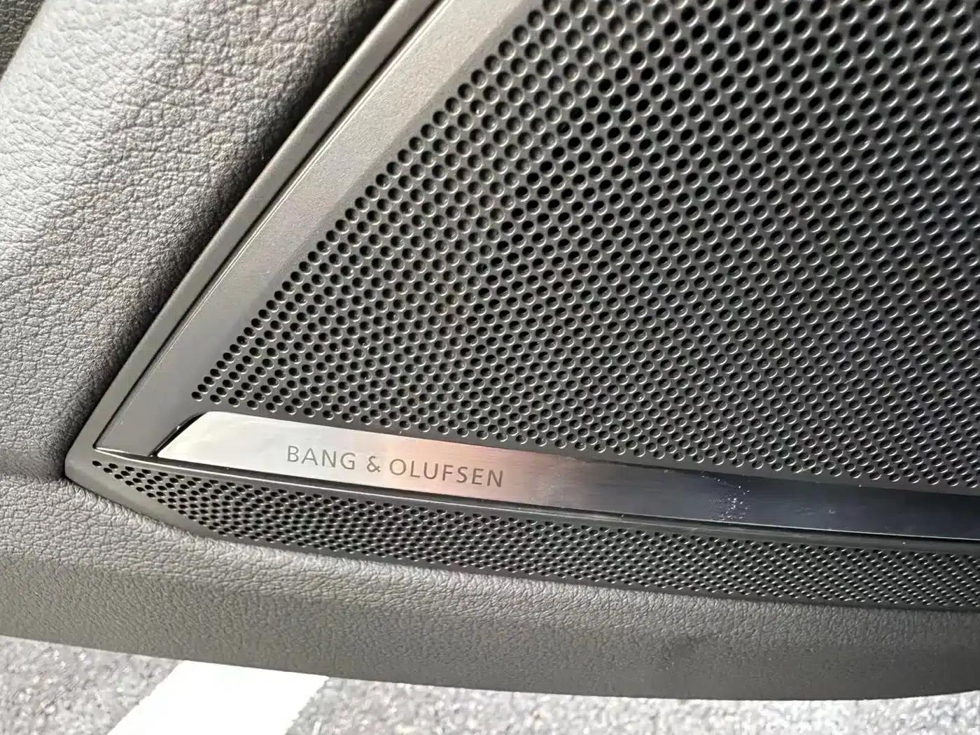 Audi A6L 2023 Facelift 55 TFSI quattro Premium Dynamic Edition — миниатюра 10