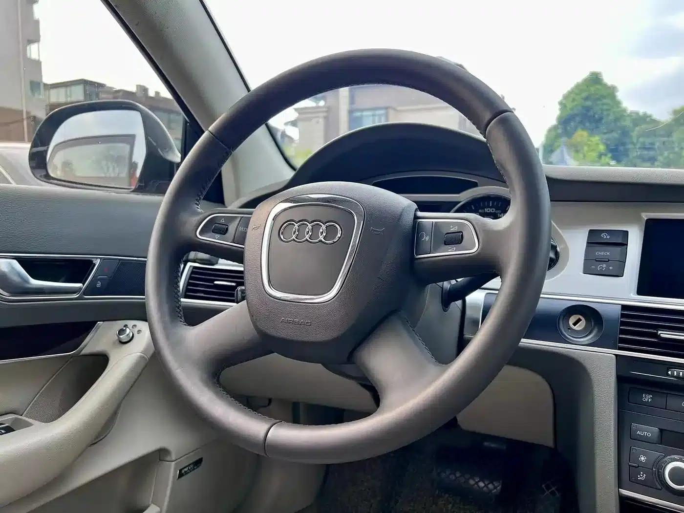 Audi A6L 2011 2.4L Luxury — миниатюра 12