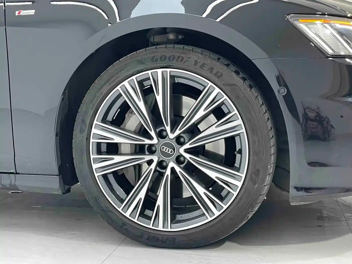 Audi A6L 2024 55 TFSI quattro Premium Dynamic Edition — миниатюра 10