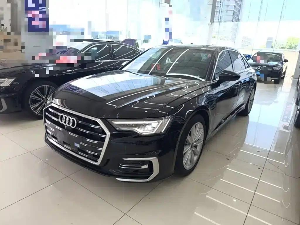 Audi A6L 2023 Facelift 45 TFSI Dynamic Edition — миниатюра 1