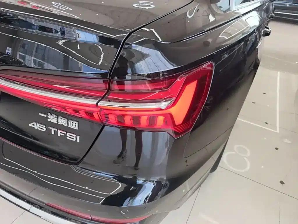 Audi A6L 2023 Facelift 45 TFSI Dynamic Edition — миниатюра 8