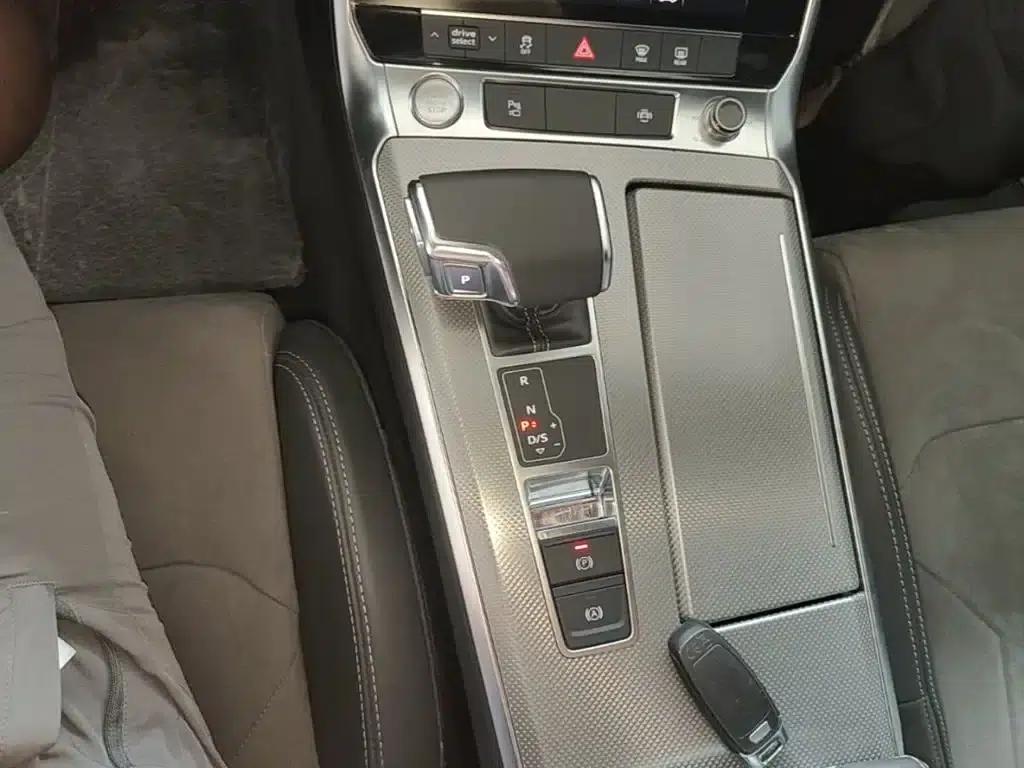 Audi A6L 2019 40 TFSI Luxury Dynamic — миниатюра 14