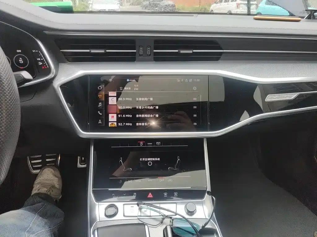 Audi A6L 2023 Facelift 45 TFSI Dynamic Edition — миниатюра 6