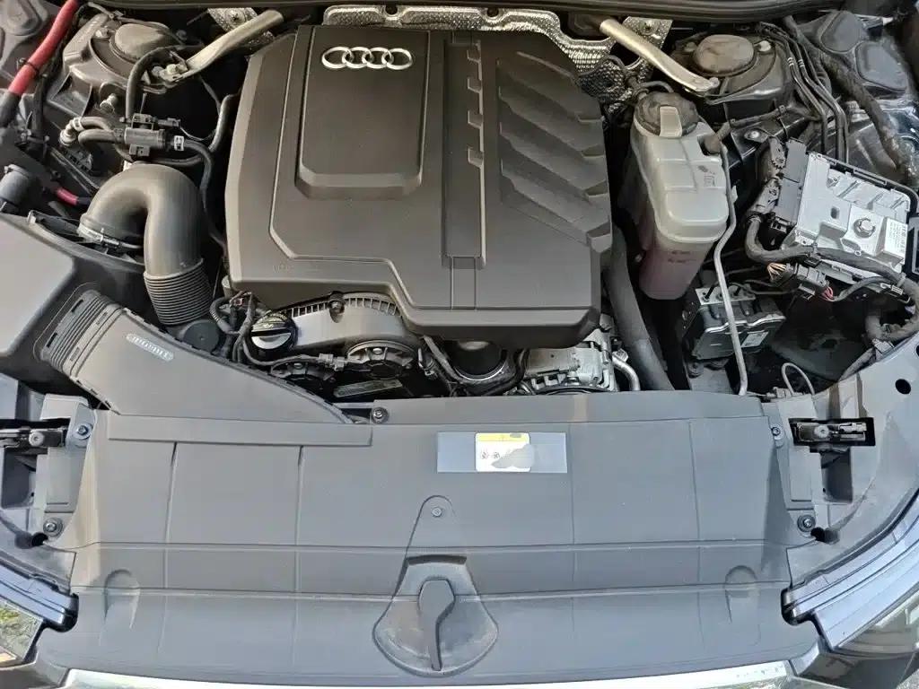 Audi A6L 2023 Facelift 45 TFSI quattro Premium Dynamic Edition — миниатюра 11