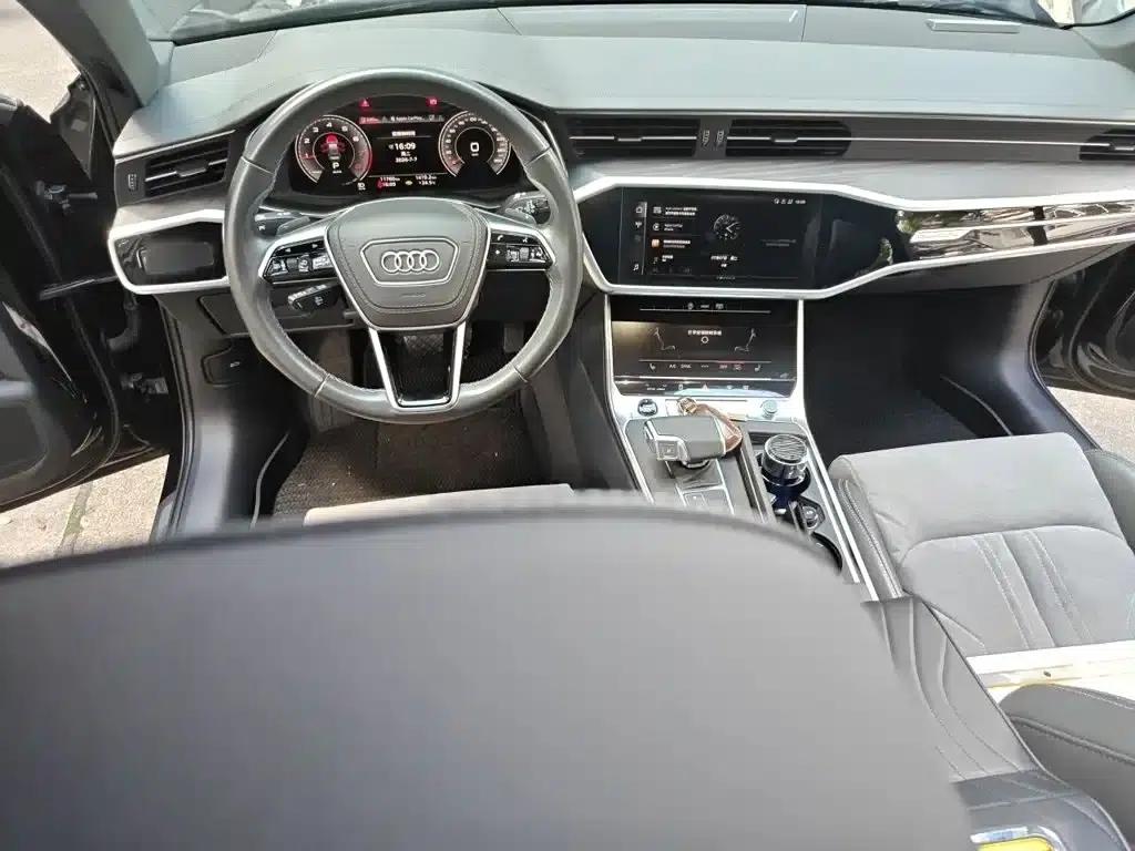 Audi A6L 2023 Facelift 45 TFSI quattro Premium Dynamic Edition — миниатюра 13