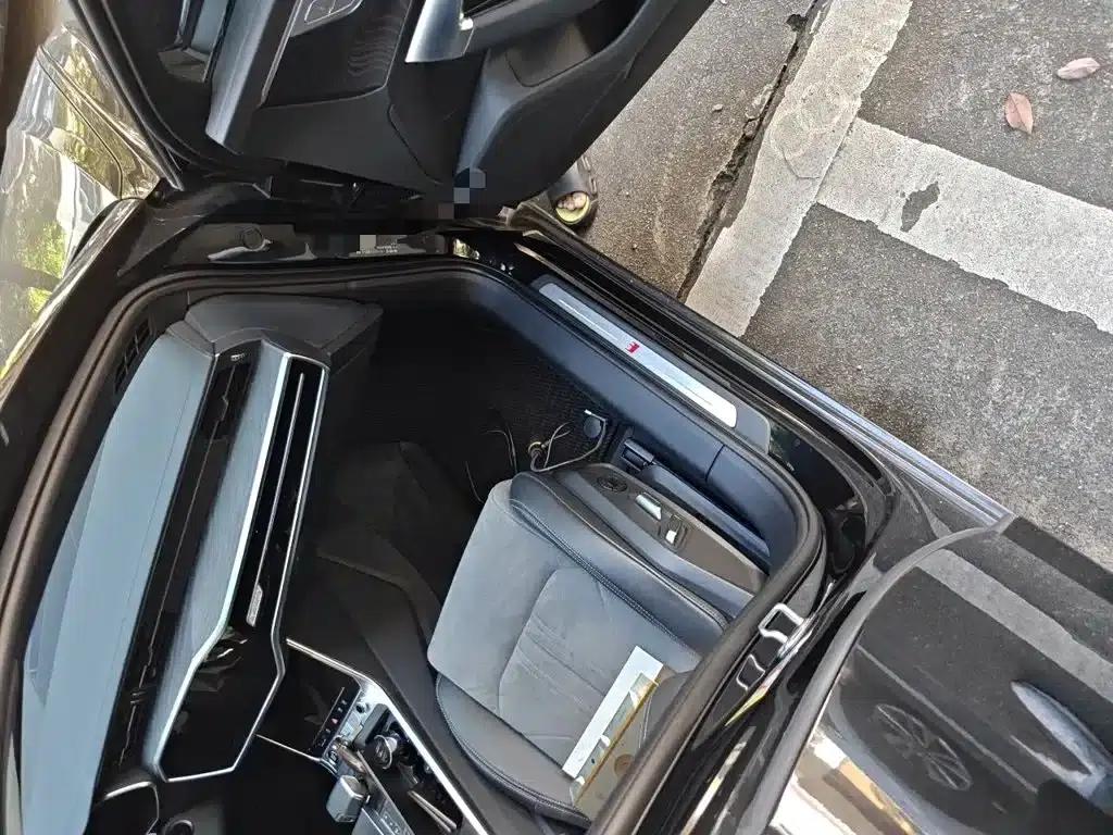 Audi A6L 2023 Facelift 45 TFSI quattro Premium Dynamic Edition — миниатюра 20