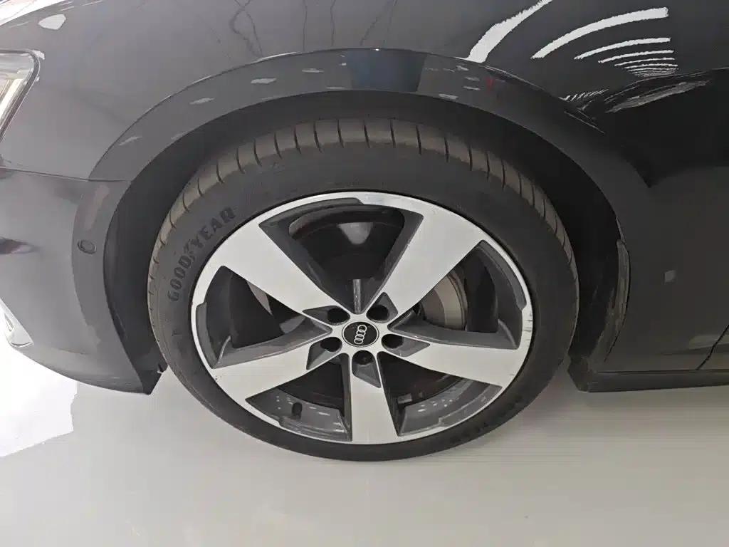 Audi A6L 2023 45 TFSI quattro Premium Dynamic Edition — миниатюра 25