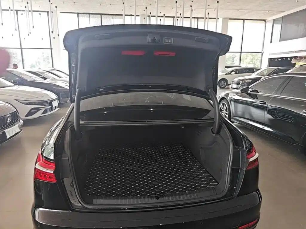 Audi A6L 2024 45 TFSI Premium Elegance — миниатюра 19