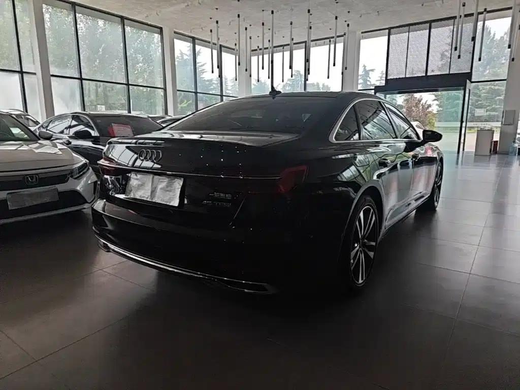 Audi A6L 2024 45 TFSI Premium Elegance — миниатюра 7