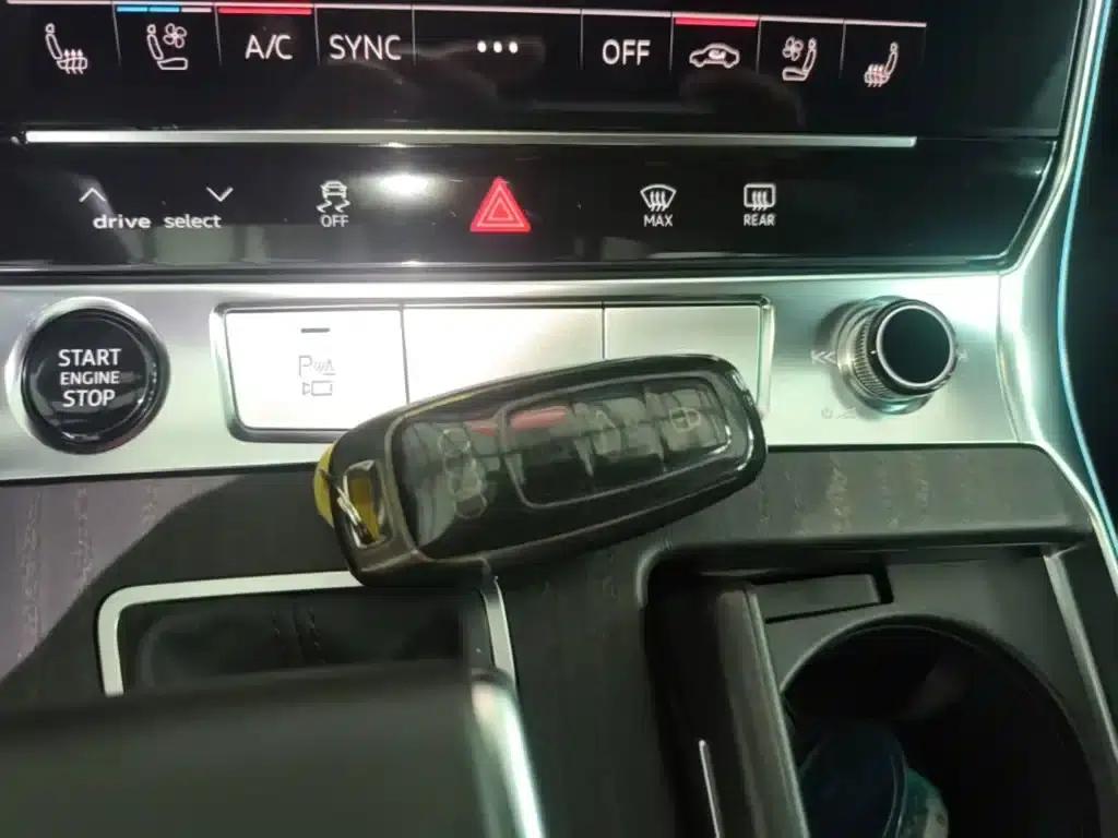 Audi A6L 2025 Facelift 45 TFSI quattro Premium Dynamic Edition — миниатюра 9