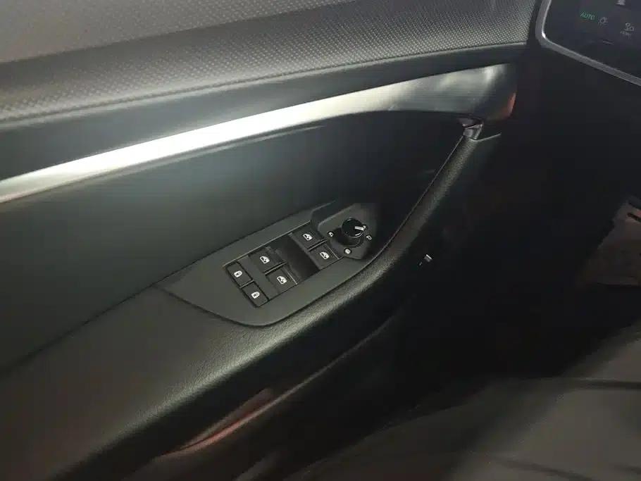 Audi A6L PHEV 2020 55 TFSI e quattro — миниатюра 7