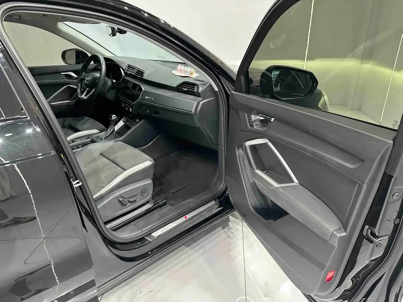 Audi Q3 2023 35 TFSI Fashion Dynamic (1.4T) — миниатюра 19