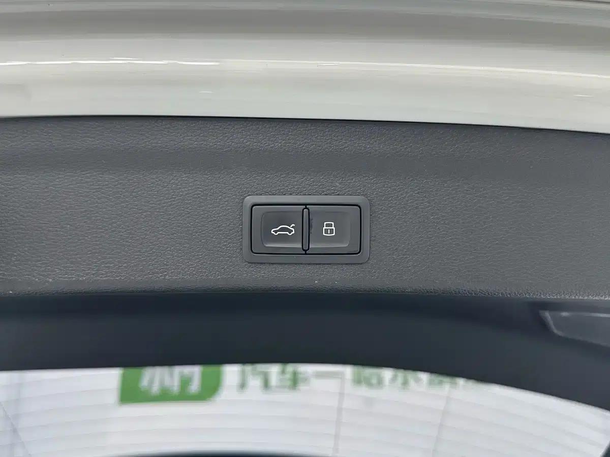 Audi Q3 2022 35 TFSI Fashion Dynamic Edition — миниатюра 16