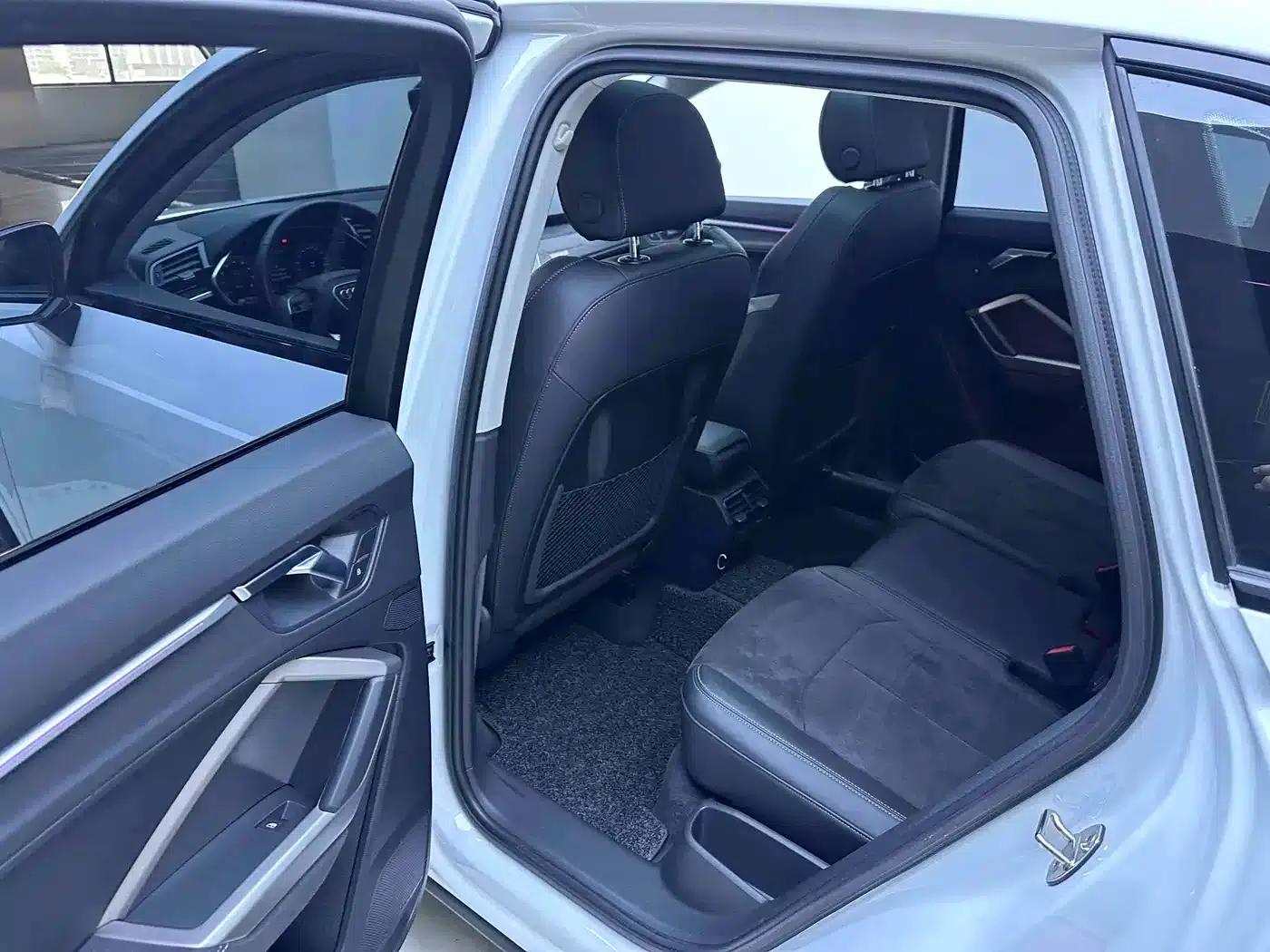 Audi Q3 2023 35 TFSI Fashion Dynamic (1.4T) — миниатюра 11