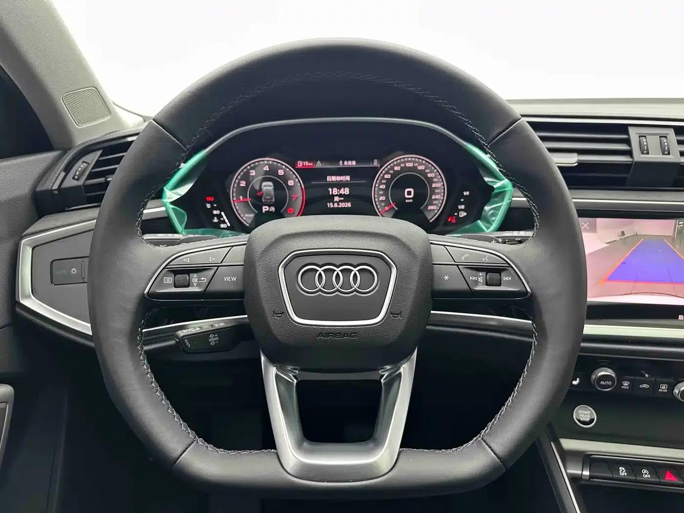 Audi Q3 2023 35 TFSI Fashion Dynamic (1.4T) — миниатюра 18