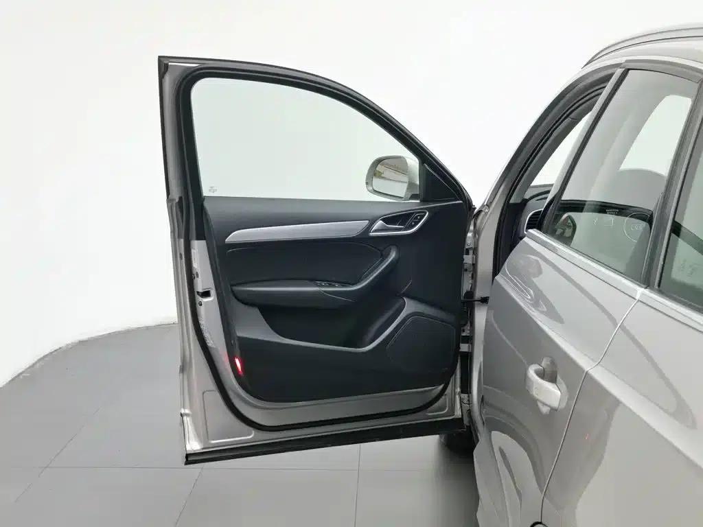 Audi Q3 2013 35 TFSI quattro Comfort — миниатюра 8