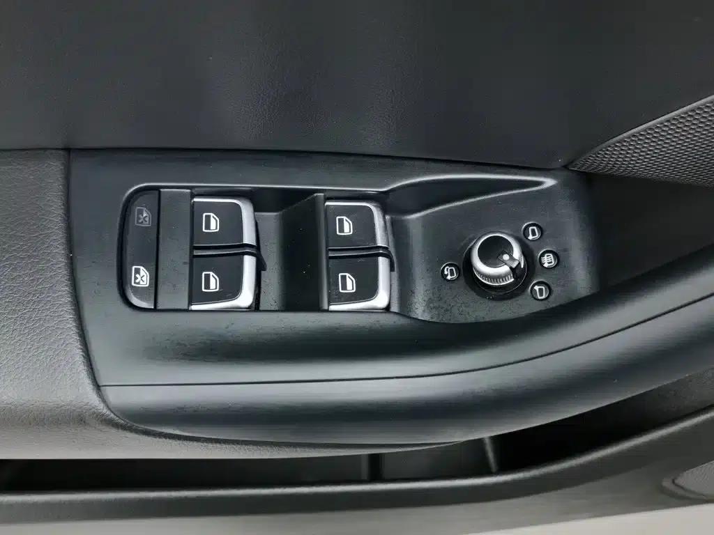 Audi Q3 2013 35 TFSI quattro Comfort — миниатюра 9