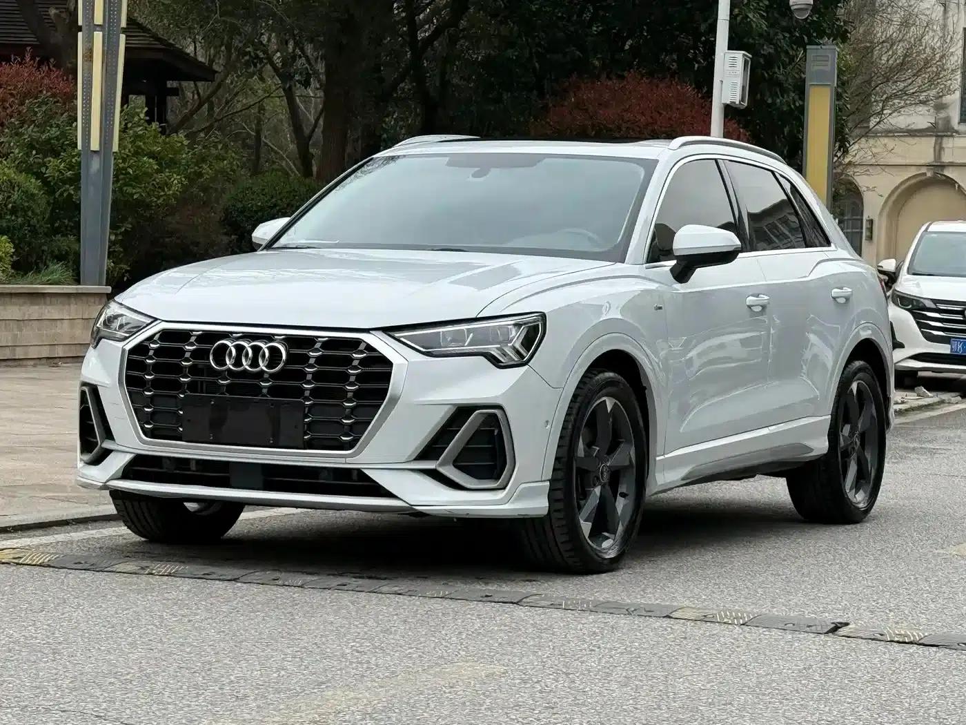 Audi Q3 2022 35 TFSI Fashion Dynamic Edition — миниатюра 1