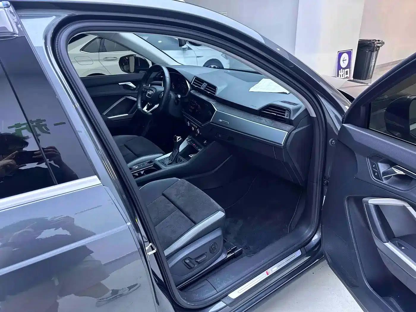 Audi Q3 2022 35 TFSI Fashion Dynamic Edition — миниатюра 11