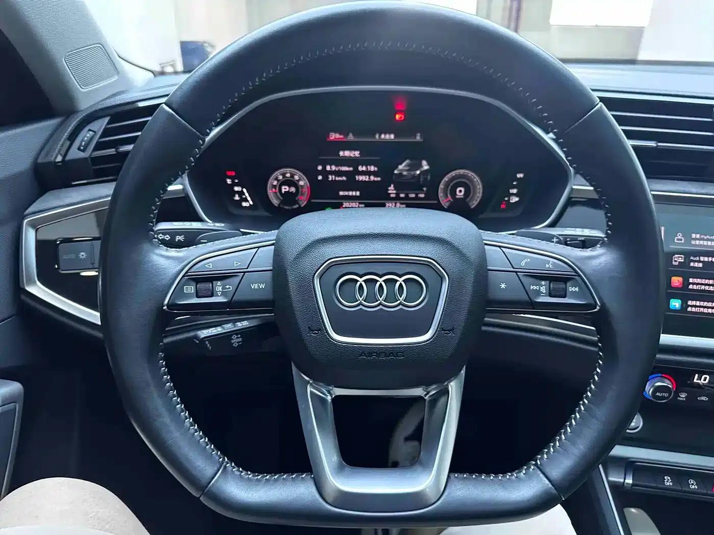 Audi Q3 2022 35 TFSI Fashion Dynamic Edition — миниатюра 12