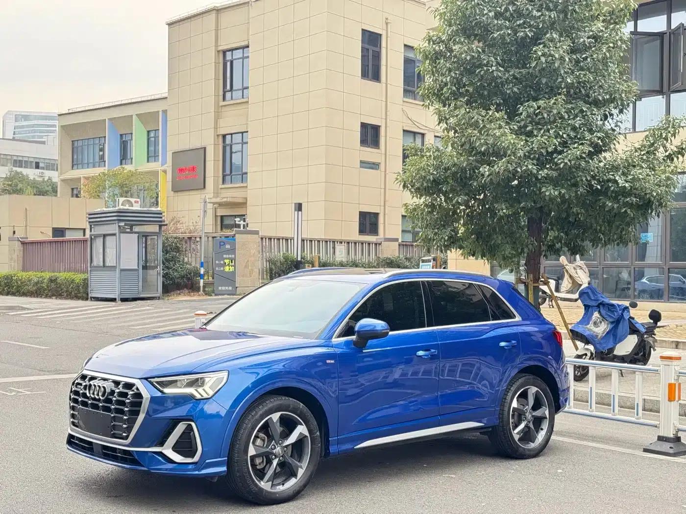 Audi Q3 2019 40 TFSI quattro Fashion Dynamic — миниатюра 1