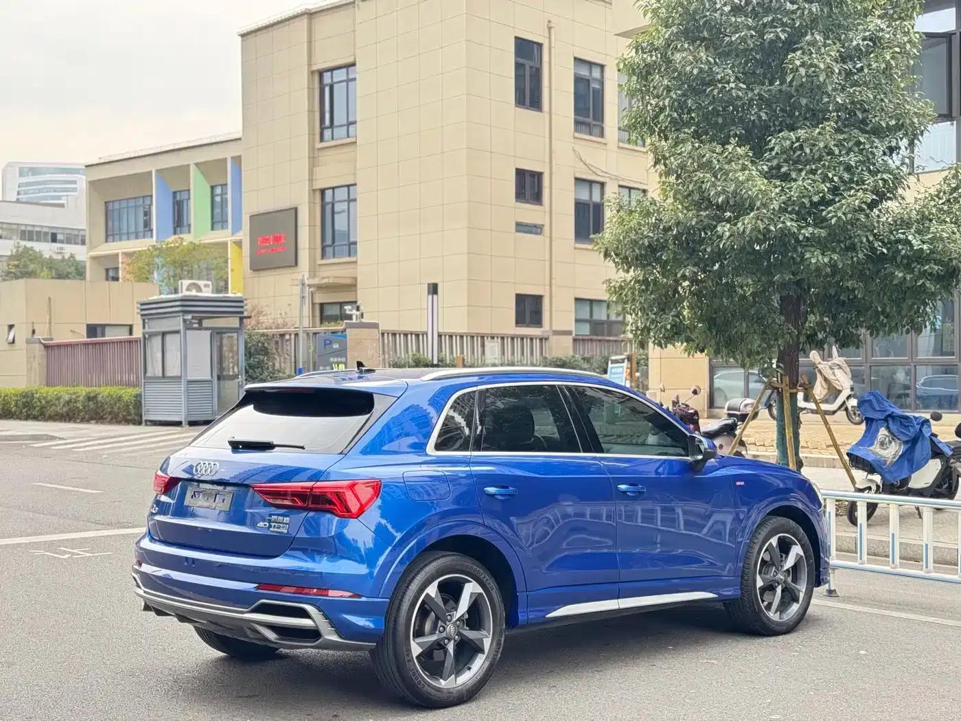 Audi Q3 2019 40 TFSI quattro Fashion Dynamic — миниатюра 6