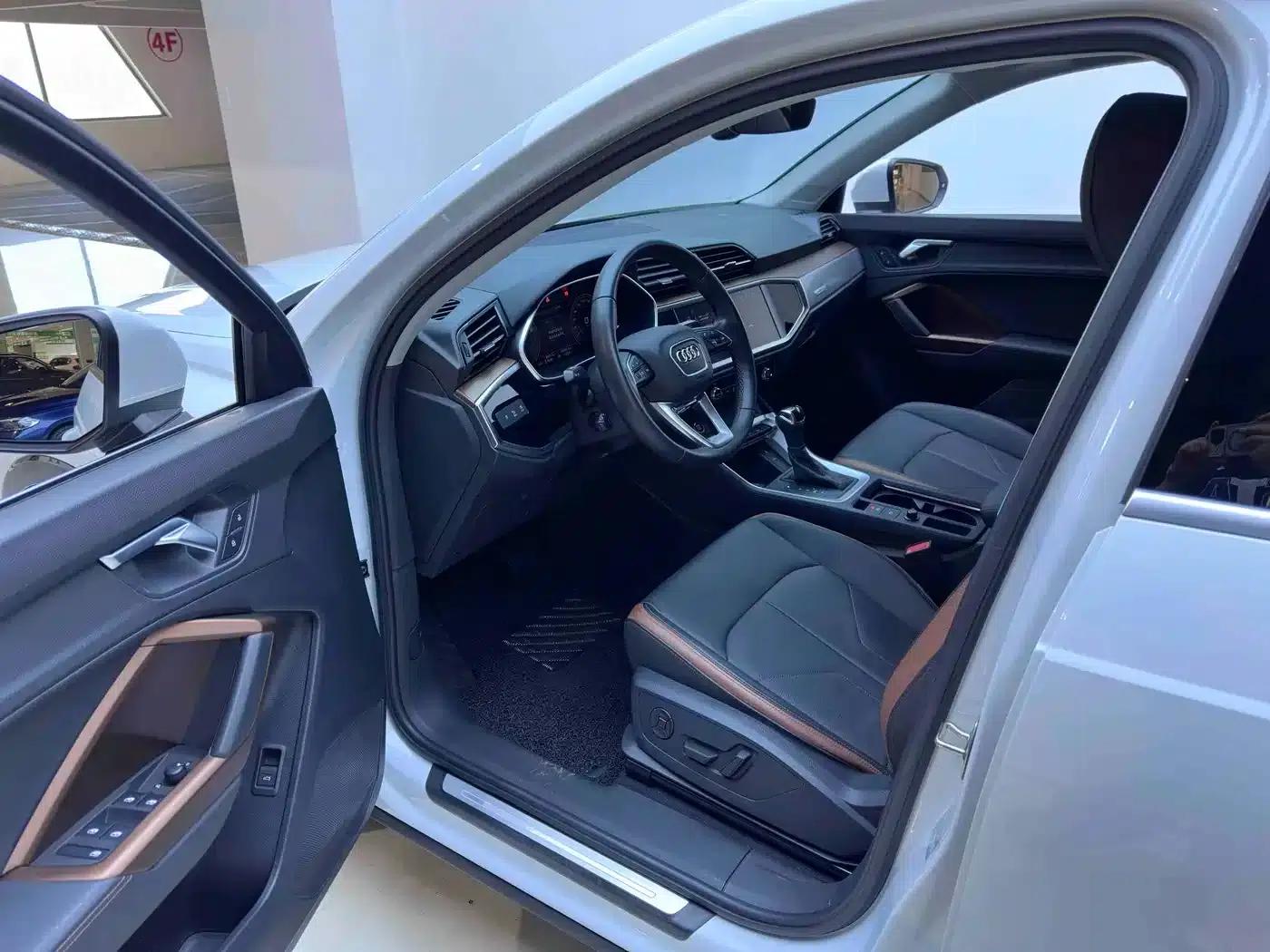 Audi Q3 2023 35 TFSI Fashion Elegance (1.4T) — миниатюра 9