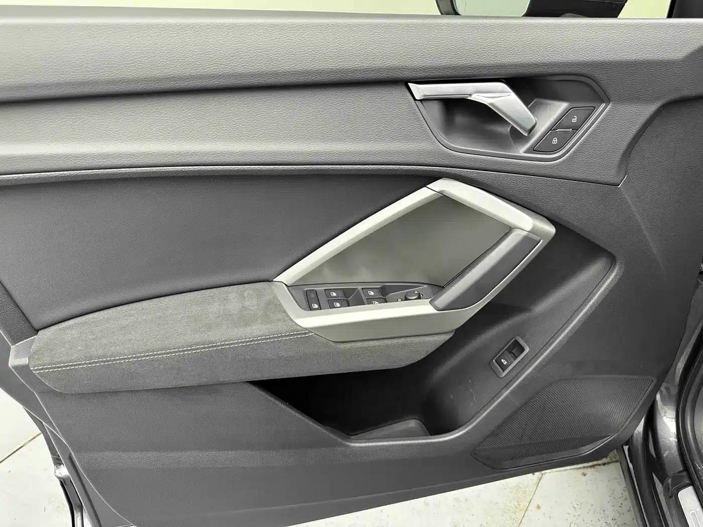 Audi Q3 2023 35 TFSI Fashion Dynamic (1.4T) — миниатюра 10