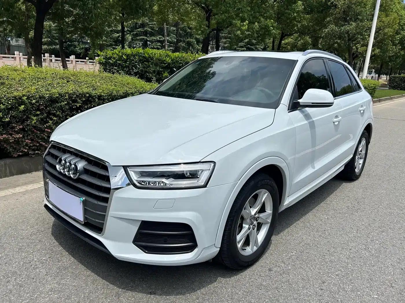 Audi Q3 2018 30th Anniversary Edition 30 TFSI Fashion Model — миниатюра 1