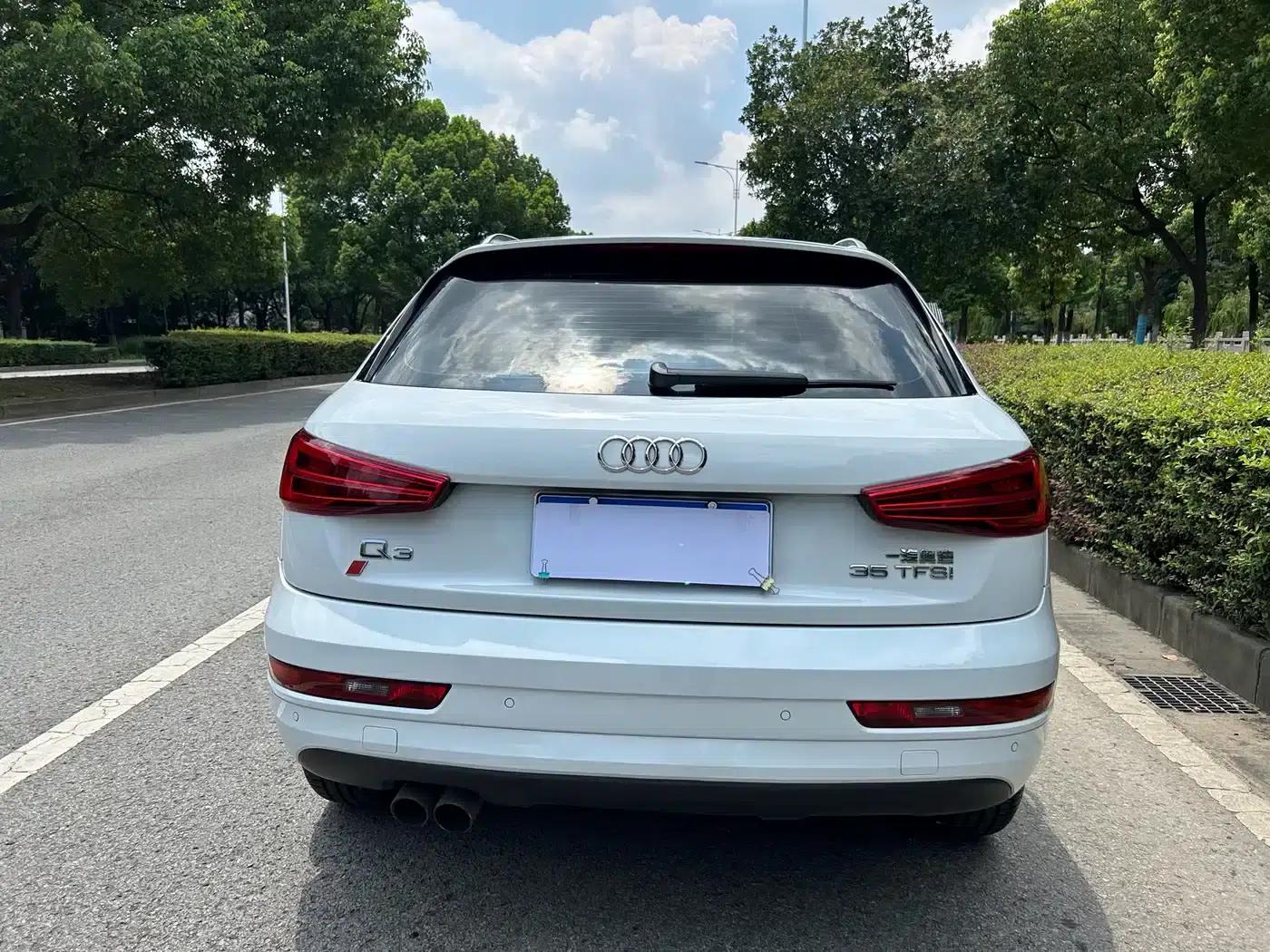 Audi Q3 2018 30th Anniversary Edition 30 TFSI Fashion Model — миниатюра 9