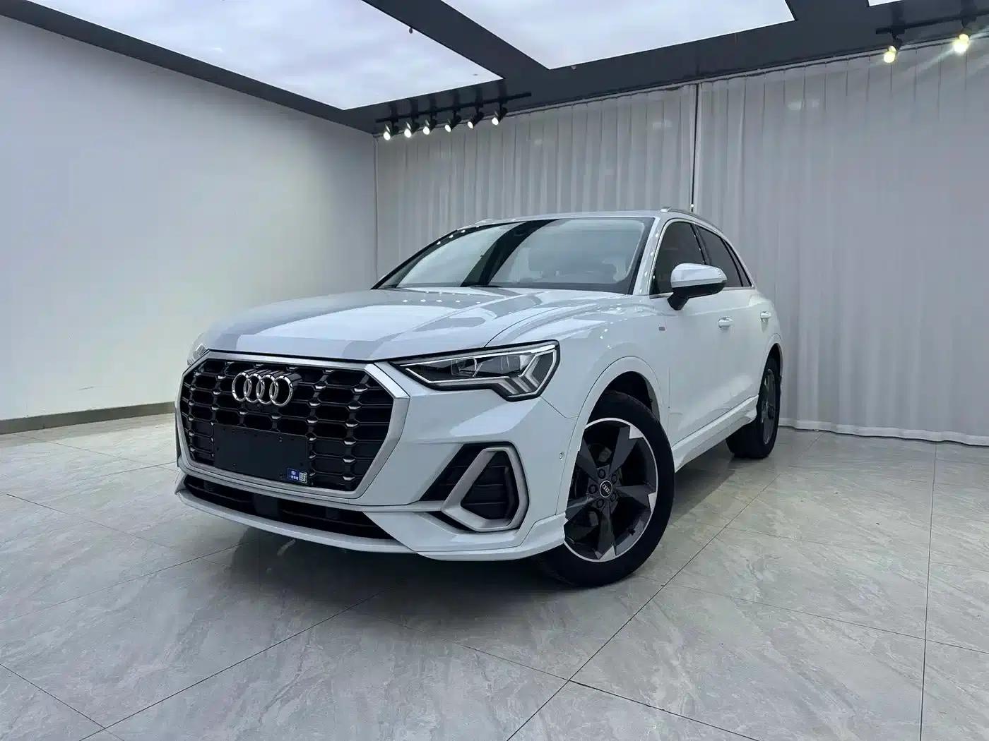 Audi Q3 2022 35 TFSI Fashion Dynamic Edition — миниатюра 1