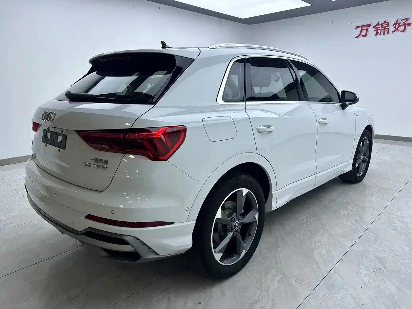 Audi Q3 2022 35 TFSI Fashion Dynamic Edition — миниатюра 6