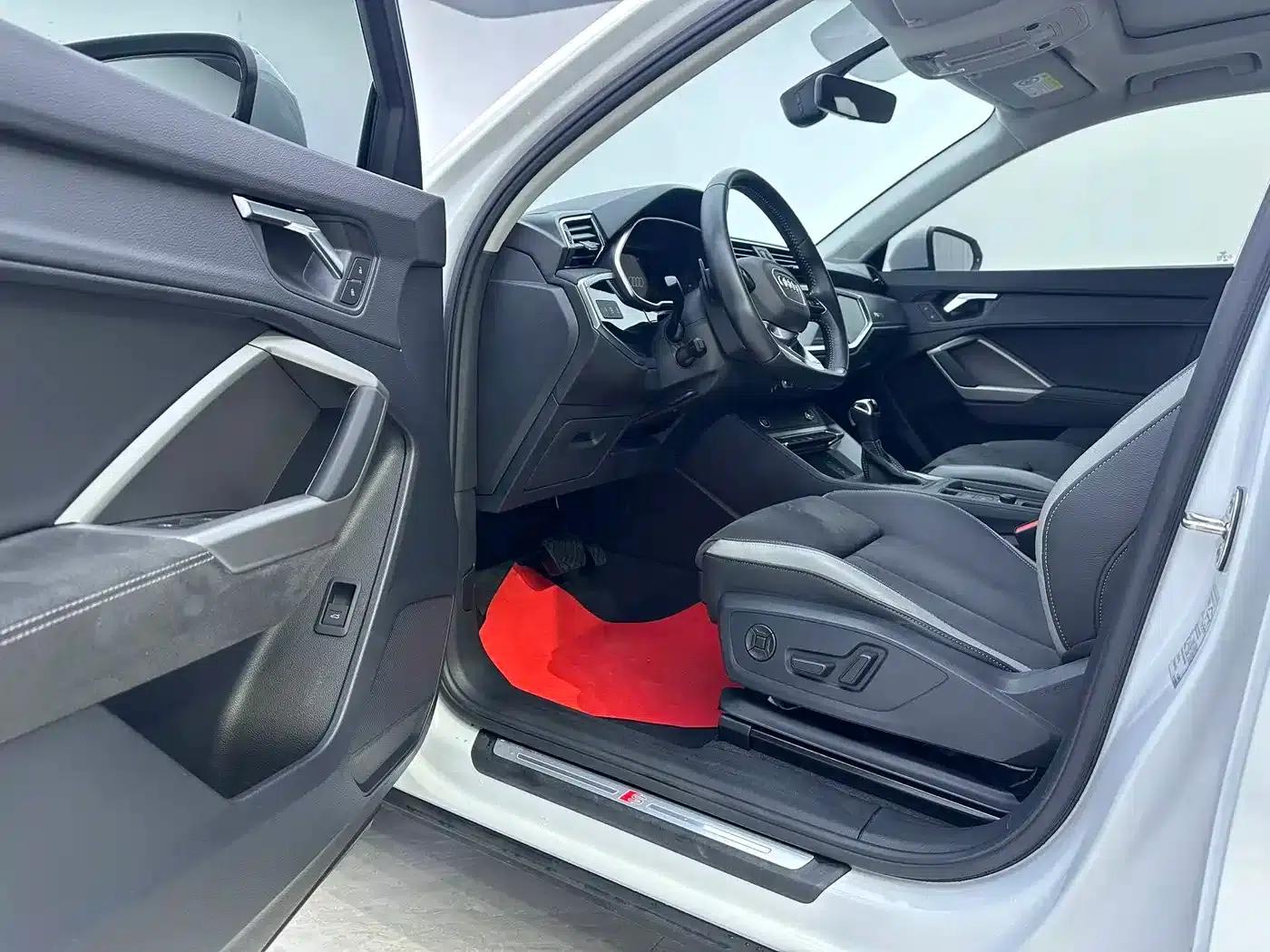 Audi Q3 2022 35 TFSI Fashion Dynamic Edition — миниатюра 8