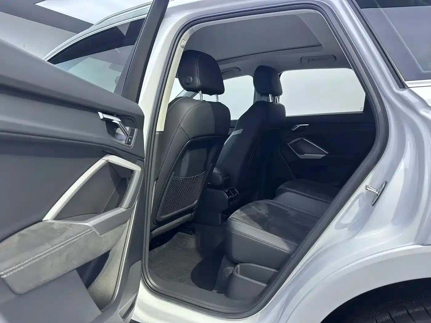 Audi Q3 2022 35 TFSI Fashion Dynamic Edition — миниатюра 9