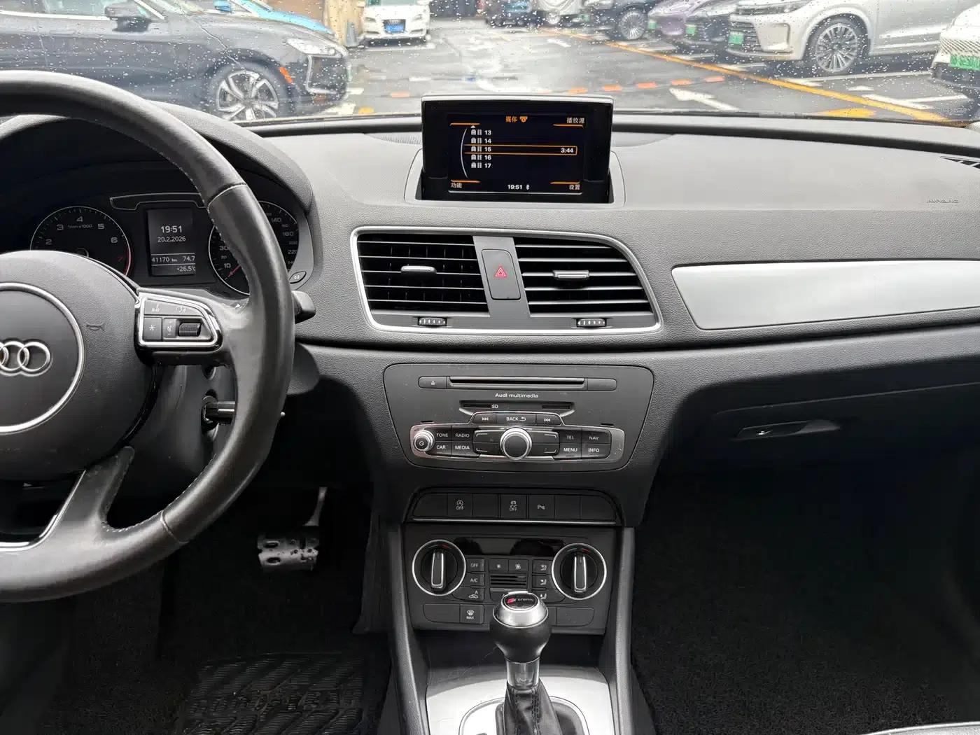Audi Q3 2017 30 TFSI Fashion Edition — миниатюра 11