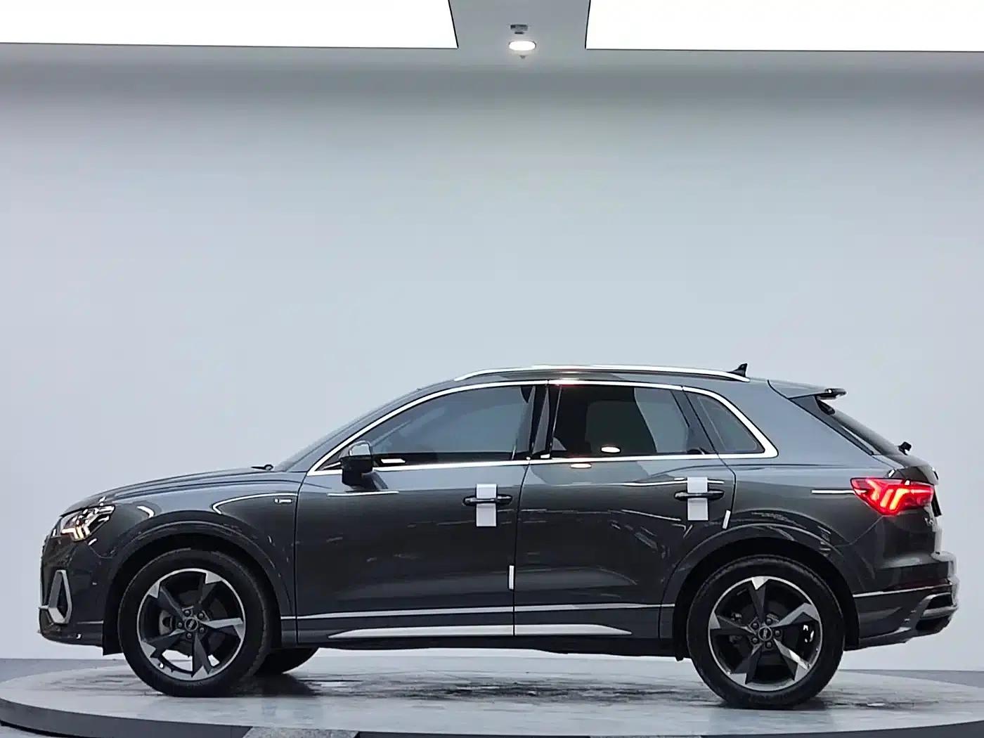 Audi Q3 2023 35 TFSI Fashion Dynamic (1.4T) — миниатюра 4