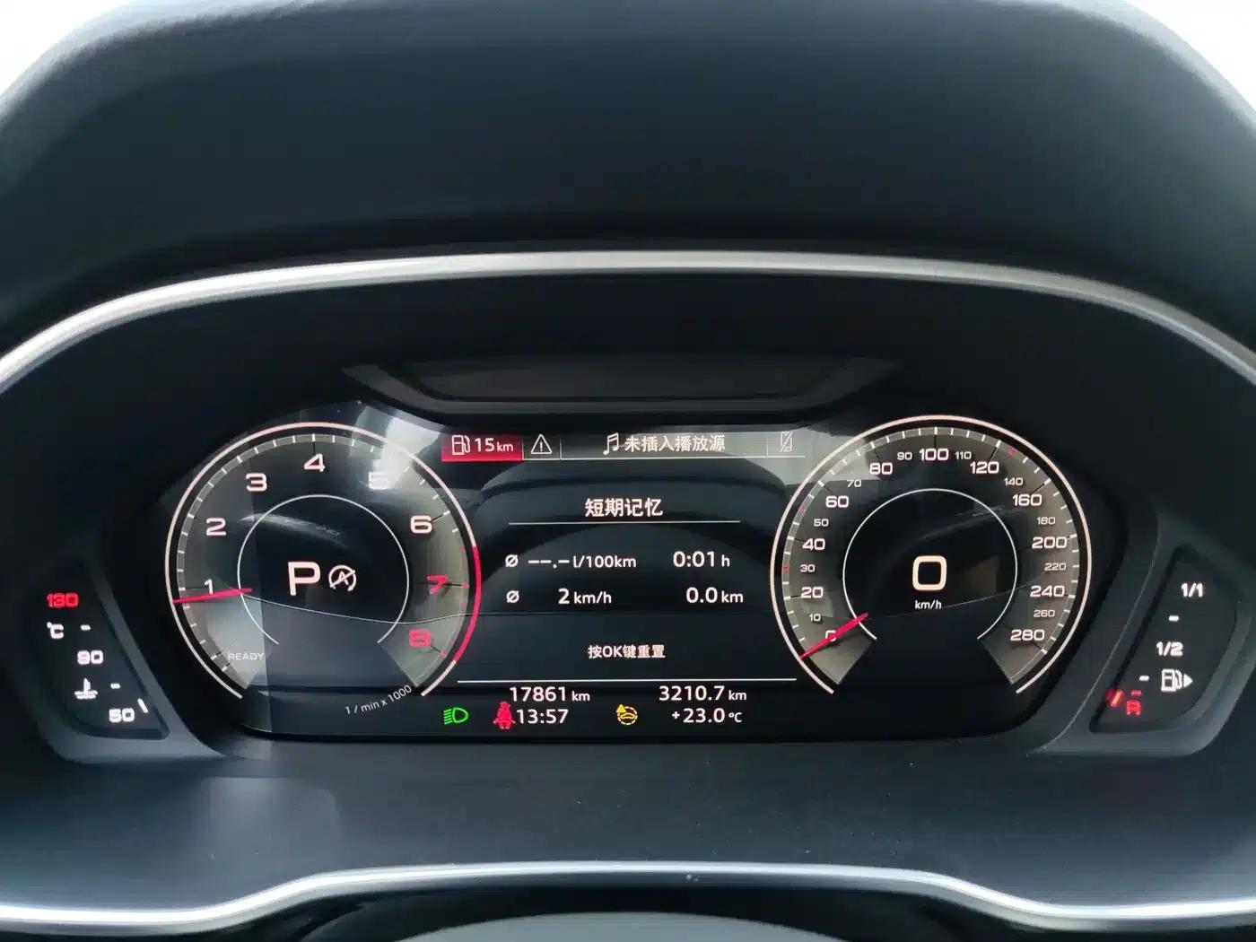 Audi Q3 2023 35 TFSI Fashion Dynamic (1.4T) — миниатюра 11