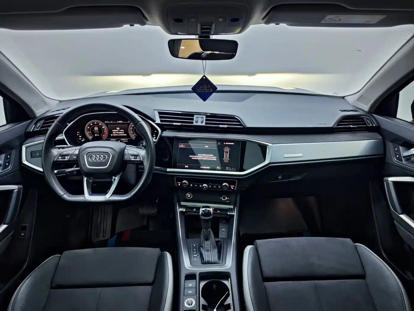 Audi Q3 2022 35 TFSI Fashion Dynamic Edition — миниатюра 9